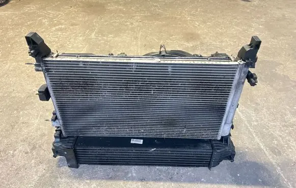 Jeep Compass Radiator set 68249186AB F00HX3G018