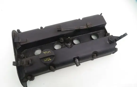 Mazda 5 Rocker cam cover GF25M15