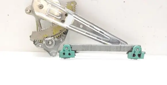 Rear window lifting mechanism without motor