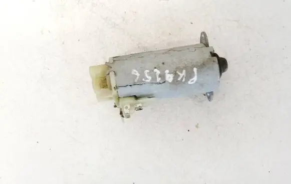 Audi A3 S3 8L Seat adjustment motor 0130002651