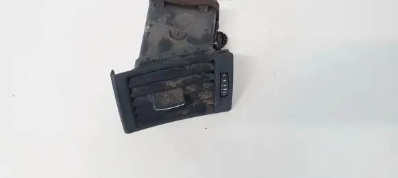 Audi A4 S4 B6 8E 8H Dash center air vent grill 438401 4384-01