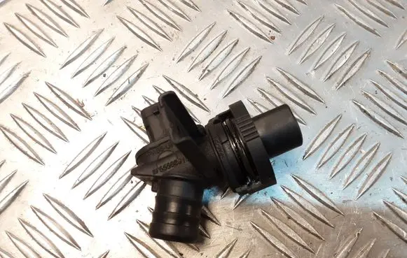 Opel Insignia A Coolant fan relay 55566910