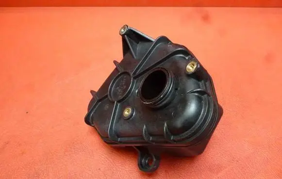 Mercedes-Benz E W211 Intake resonator A6481410286