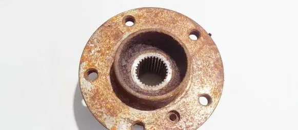 BMW 5 E39 Rear wheel hub