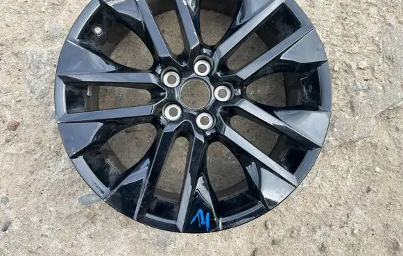 Toyota RAV 4 (XA50) R19 alloy rim 