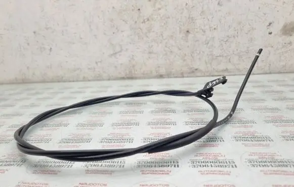 Seat Exeo (3R) Engine bonnet/hood lock release cable 8E1823531G