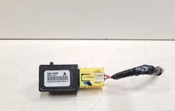 Citroen C-Zero Airbag deployment crash/impact sensor 8651A068 8651A068A