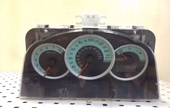 Toyota Corolla Verso AR10 Speedometer (instrument cluster) 838000F011A