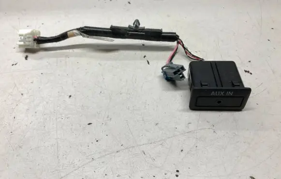 Mazda 6 AUX in-socket connector TD1166DFX