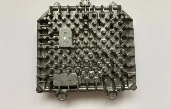BMW X3 G01 Headlight ballast module Xenon 7472765 3306635