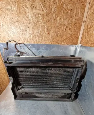 Top upper radiator support slam panel