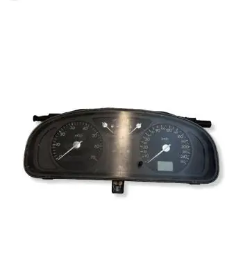 Renault Laguna II Speedometer (instrument cluster) 8200218861