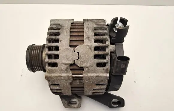 Volvo V70 Generator/alternator 6G9N10300JD 0121715008