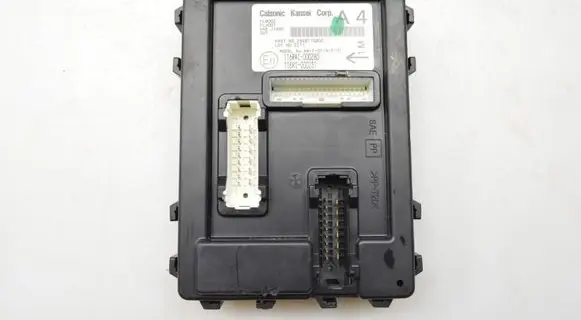 Nissan Juke I F15 Comfort/convenience module 284B11KB0C