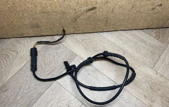 BMW 5 F10 F11 ABS brake wheel speed sensor 6784902 34526784902 0265007982