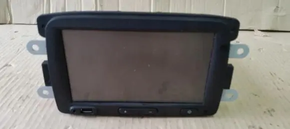 Dacia Sandero Radio/CD/DVD/GPS head unit