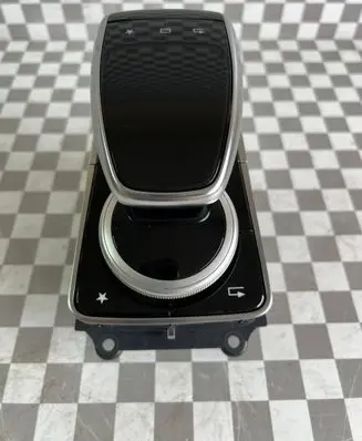 Mercedes-Benz C W205 Head unit multimedia control A2059006015 A2059015509 A2059020104