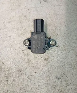 Audi A4 S4 B7 8E 8H Airbag deployment crash/impact sensor 8P0955557