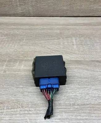 Toyota Yaris Verso Light relay 8264212050 8617004240