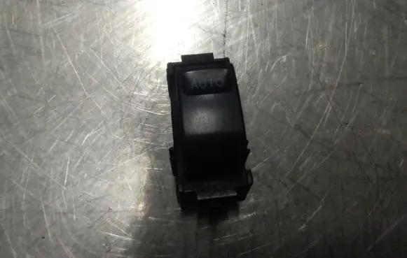 Lexus GS 300 400 430 Electric window control switch 3482S7D