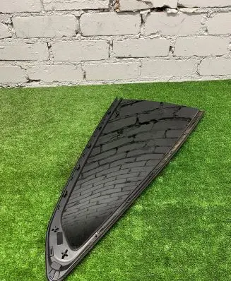 BMW M4 G82 G83 Rear side window 7482714 7482716