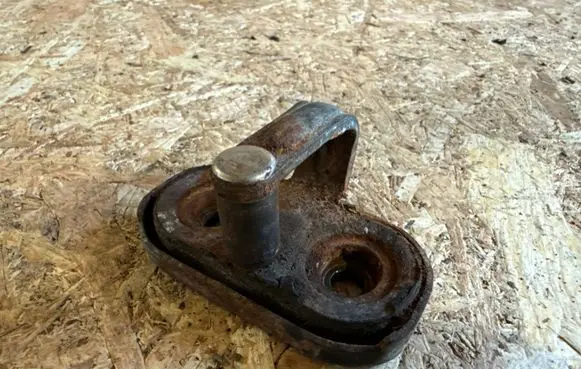 Volkswagen Golf IV Trunk lock loop 