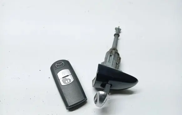 Mazda CX-5 Ignition key/card 