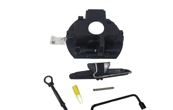 Peugeot 3008 I Tool set 