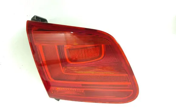 Volkswagen Tiguan Tailgate rear/tail lights 5N0945093G 5N0945093