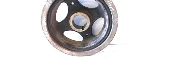 Toyota Avensis T270 Crankshaft pulley