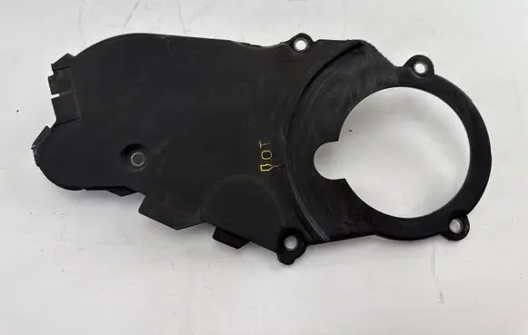 Volkswagen PASSAT B7 Timing belt guard (cover) 03L109147B