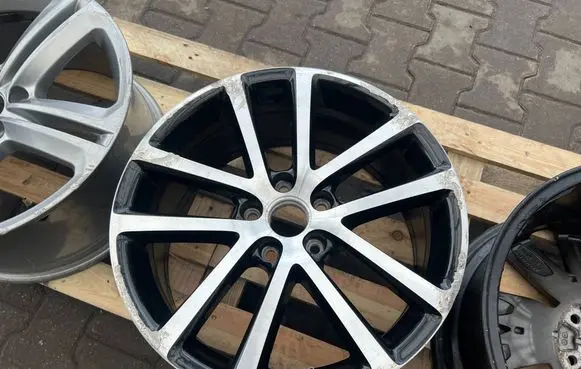 Volkswagen Golf VI R18 alloy rim 1K0601025AG