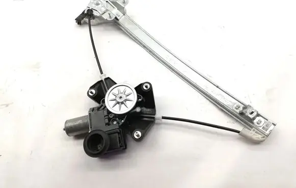Toyota Yaris Cross Front door window regulator with motor 857100D540