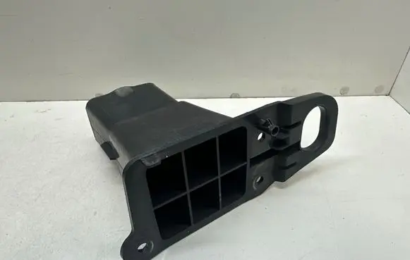 Peugeot 5008 Front bumper mounting bracket 9682791280