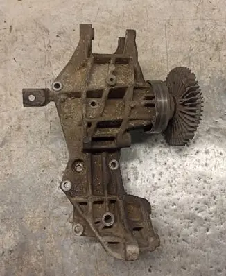 Volkswagen PASSAT B5 Viscous fan clutch 058121347 6740000000