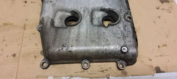 Subaru Outback Rocker cam cover 