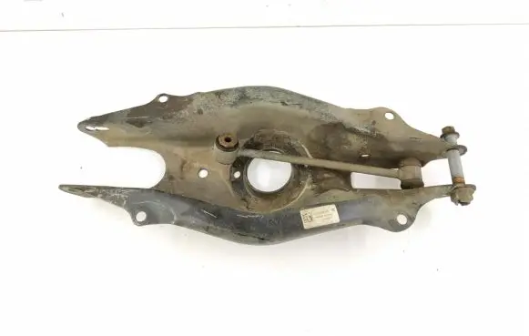 Mercedes-Benz C W205 Rear control arm 2053522000 2053500341