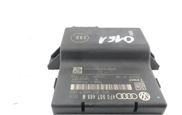 Audi Q7 4L Gateway control module 4F0907468M