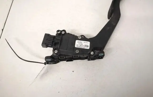 Alfa Romeo 159 Accelerator throttle pedal 60695128 6pb008860-00