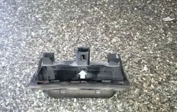 Renault Laguna II Tailgate opening switch 8200002001