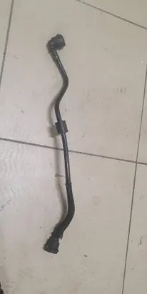 BMW 5 G30 G31 Engine coolant pipe/hose 8602646
