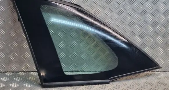 Citroen C4 I Picasso Rear side window B585