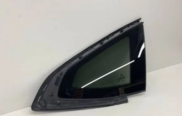 BMW i4 Rear side window 43R01390 E000233