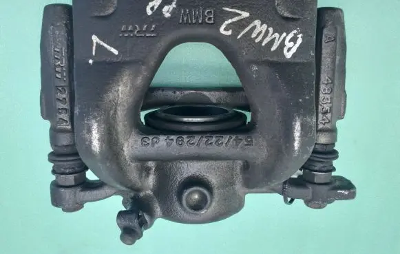 BMW 2 F45 Front brake caliper 48354