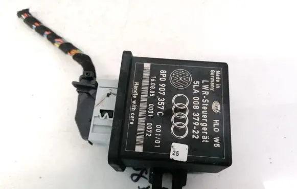 Audi A6 S6 C6 4F Light module LCM 8P0907357C 5LA00837922