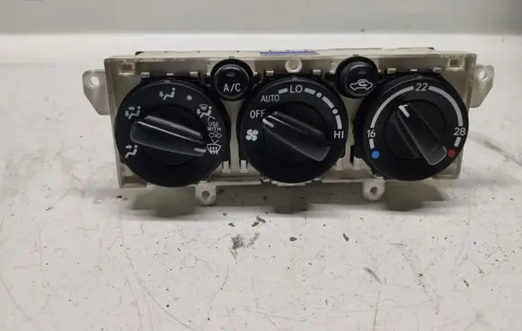 Toyota Avensis T220 Climate control unit 5590005091 MB1465700540