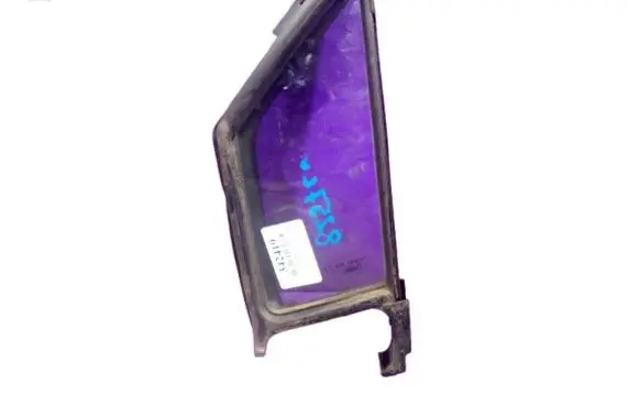 Suzuki Splash Front door window glass four-door 