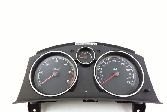 Opel Zafira B Speedometer (instrument cluster) 13225988 SW6607 3164392