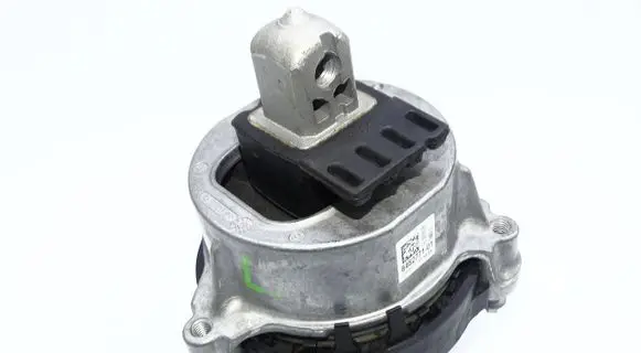 BMW X3 G01 Engine mount vacuum valve 8482771