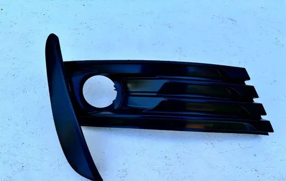 Toyota Corolla E160 E170 Front fog light trim/grill A8148202620